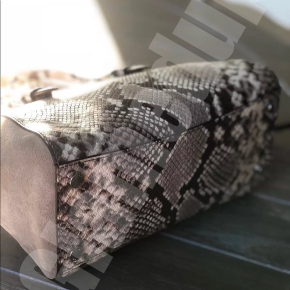 Michael Kors Medium Ciara - Picture 5 of 8